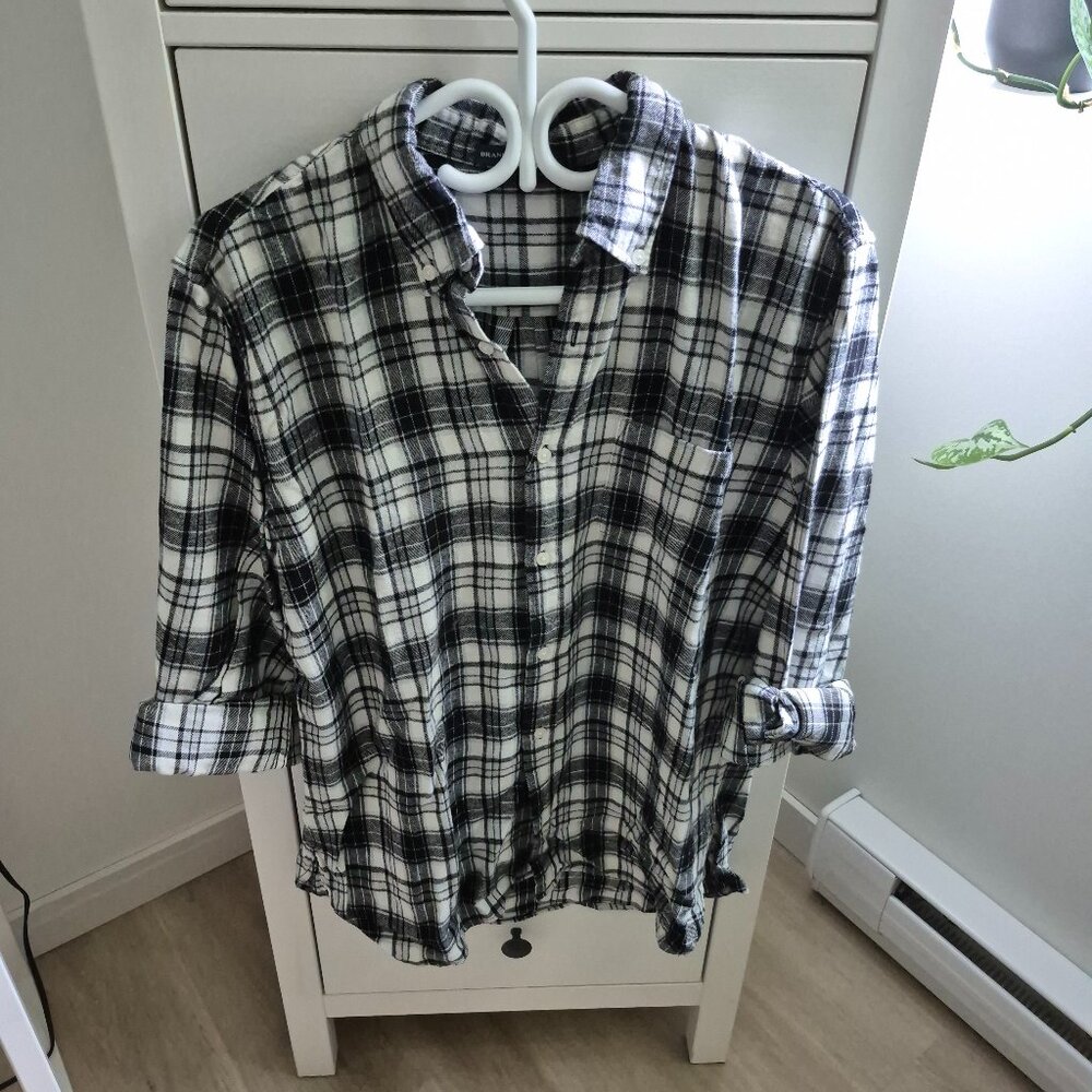 BRANDY MELVILLE SHIRT